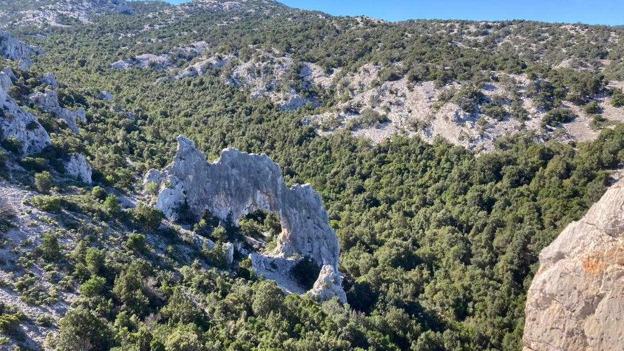 Apartamento Sa Dommo De Mammai Cala Gonone Exterior foto