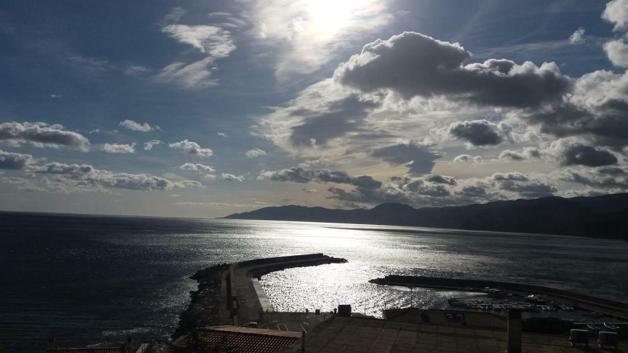 Apartamento Sa Dommo De Mammai Cala Gonone Exterior foto