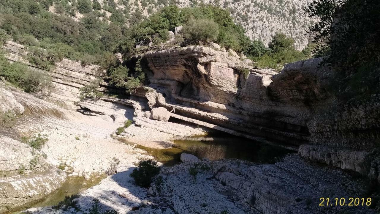Apartamento Sa Dommo De Mammai Cala Gonone Exterior foto