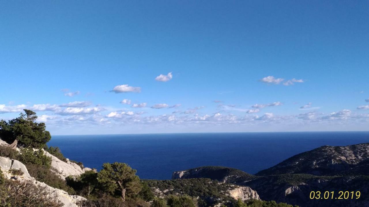 Apartamento Sa Dommo De Mammai Cala Gonone Exterior foto